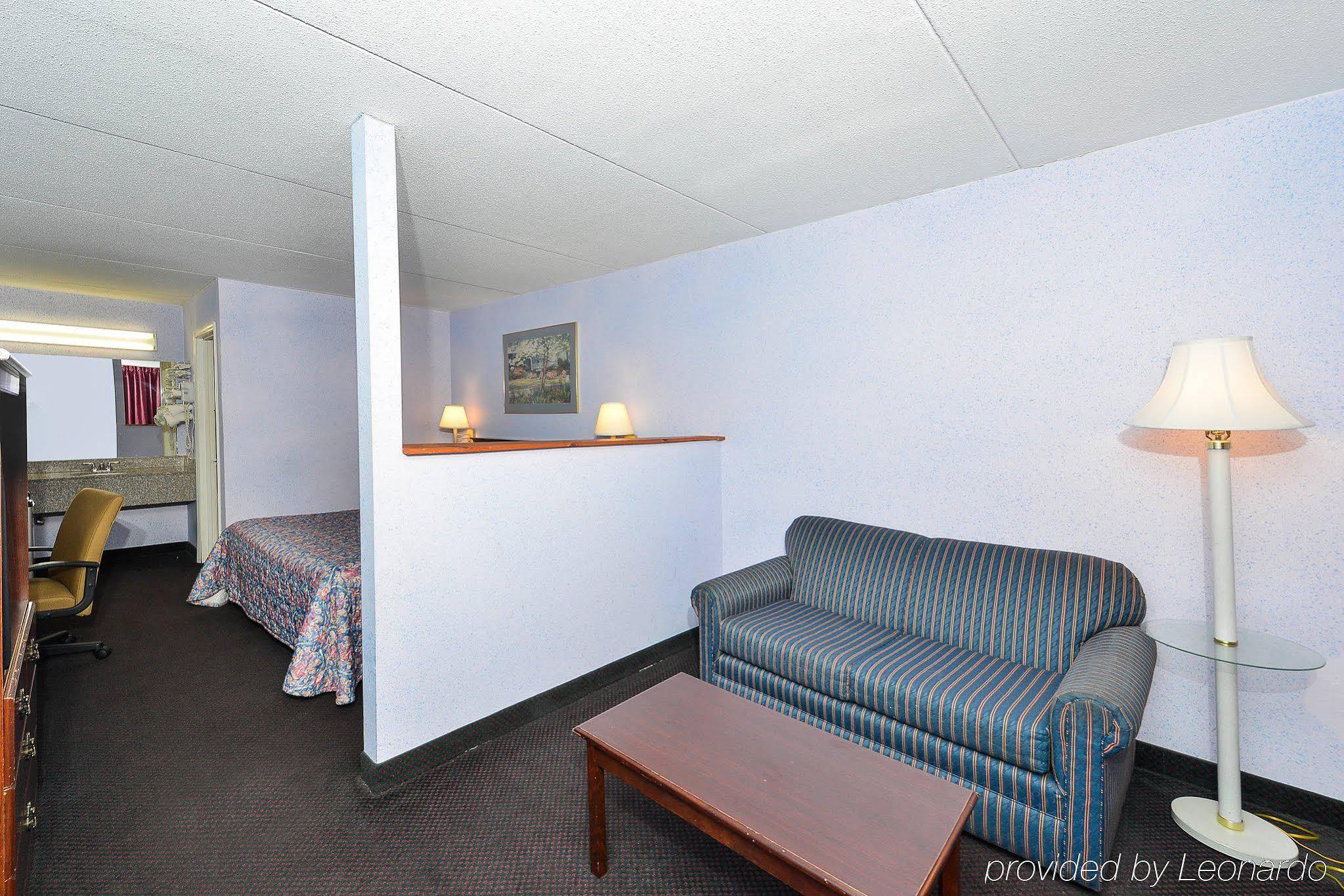 Americas Best Value Inn And Suites Knoxville Zewnętrze zdjęcie